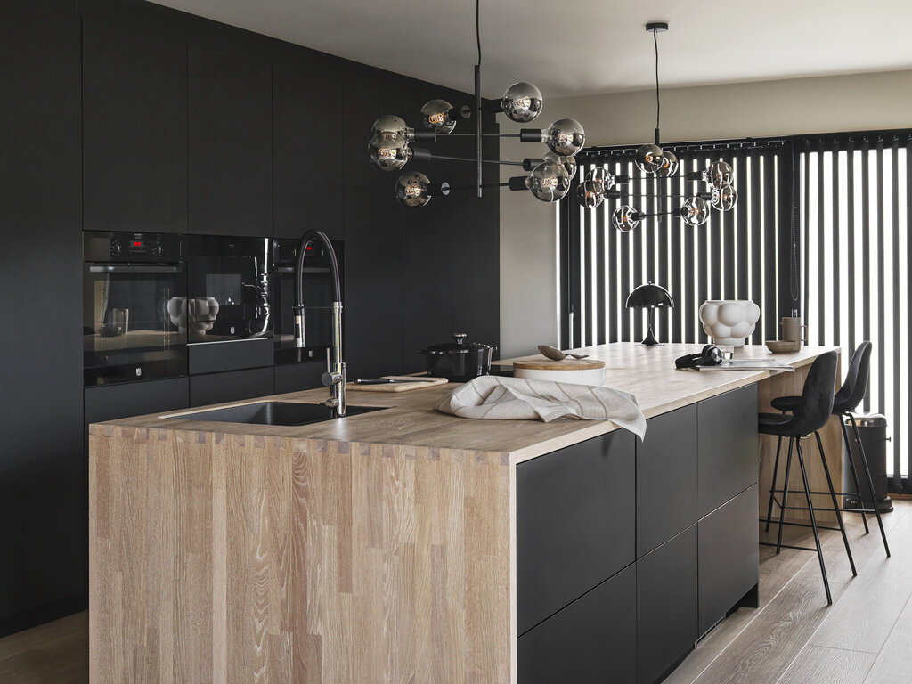 Køkkeninspiration Fenix sort