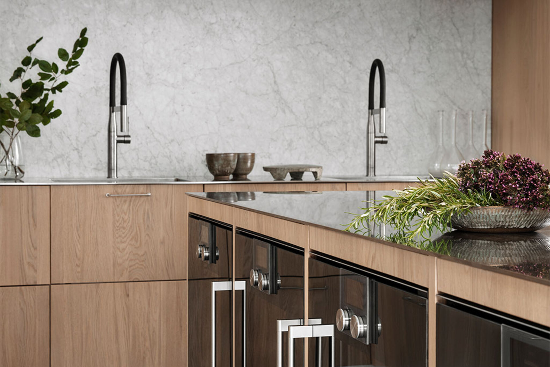 Bordplader i rustfrit stål tåler det meste