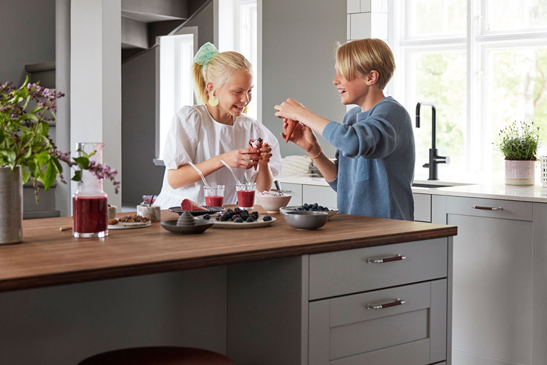 En træbordplade er følsom over for varme