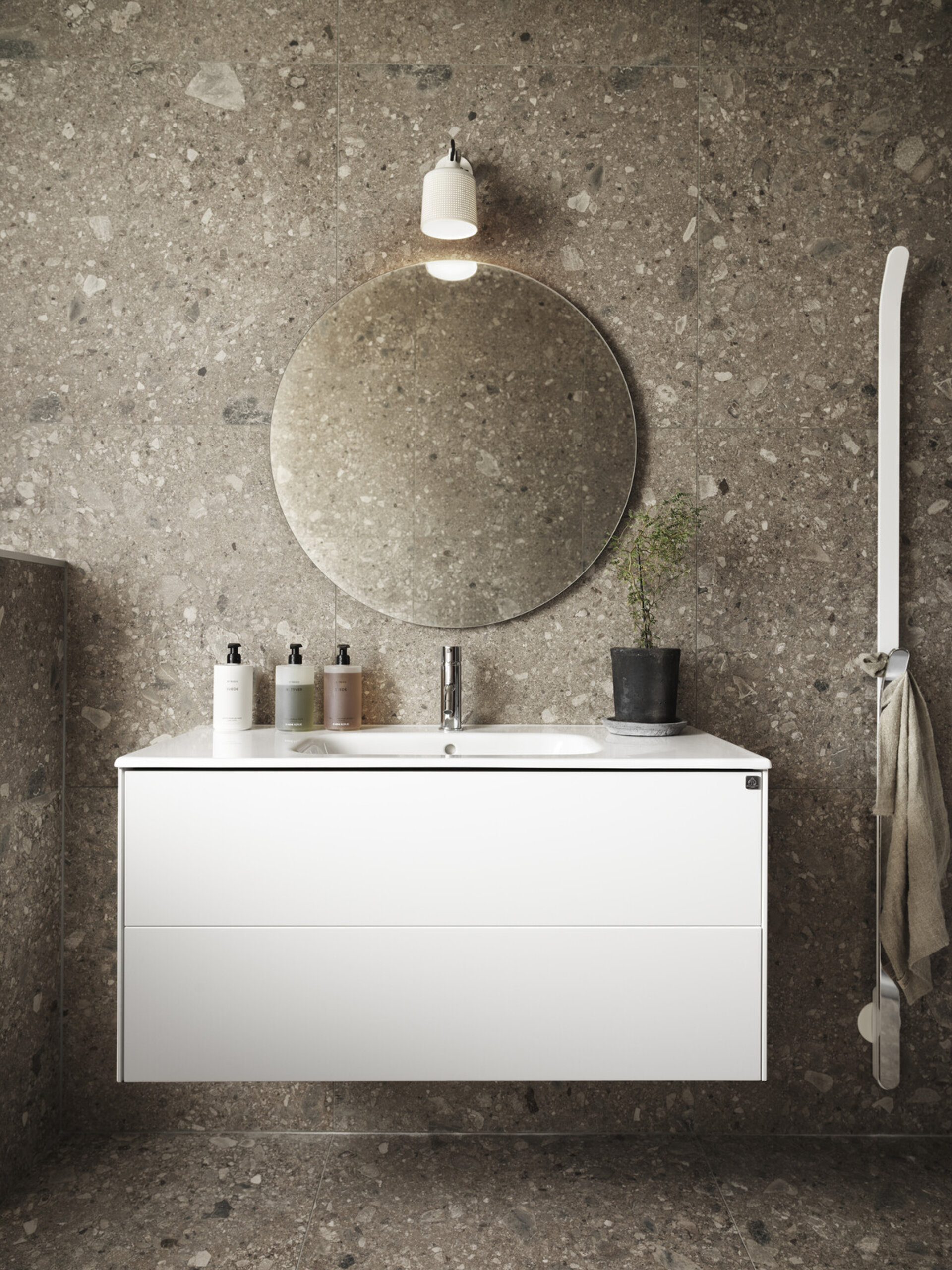 badrumsinspiration-lessmore-vit-100-1.jpg badrumsinspiration-lessmore-vit-100-1.jpg