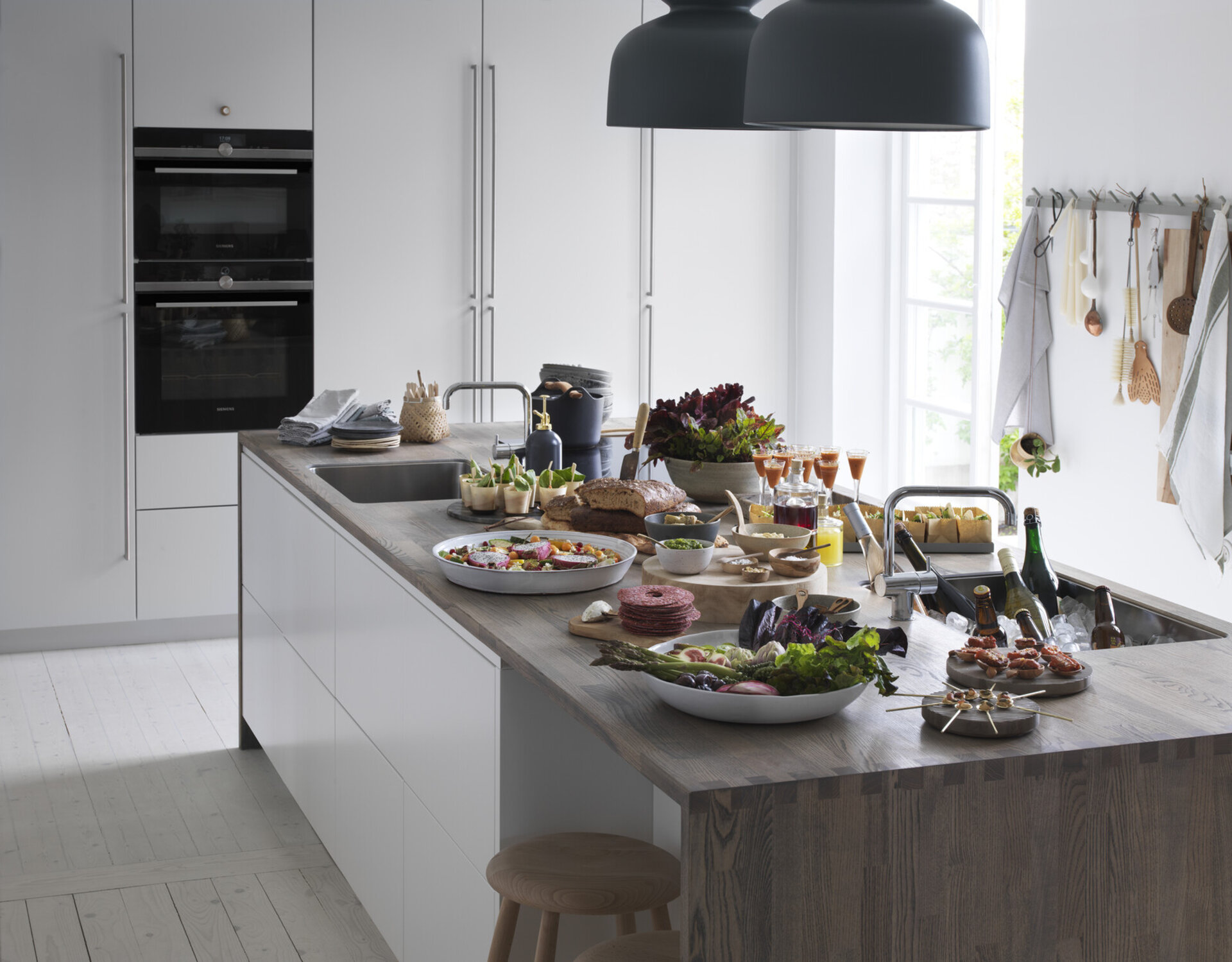 Køkkeninspiration Bistro hvid og perlegrå