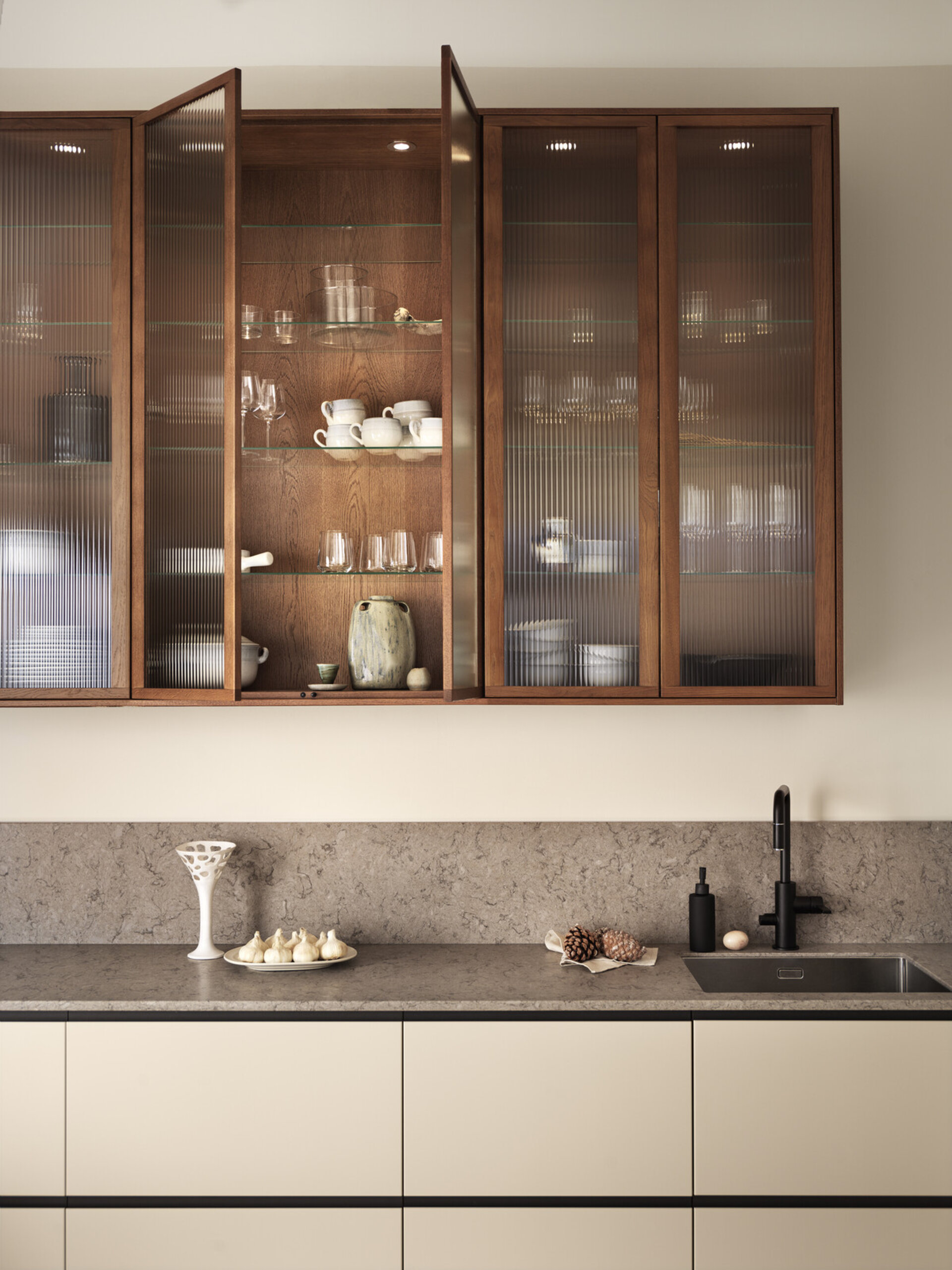 Køkkeninspiration Line østersbeige